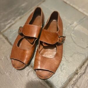 Joan and David Couture Vintage Sandals size 5.5